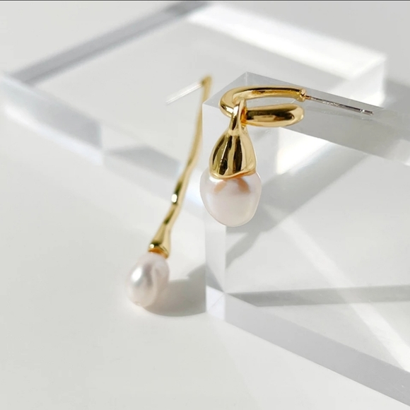 Fashion Jewelry Jewelry - Irregular Pearl Drop Earrings
